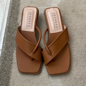 Journee Collection Women's Cognac Brown Square-Toe Thong Sandals